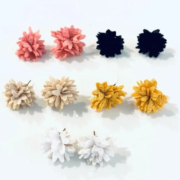 Felt Flower Stud Earrings Lot of 5 Pair - Picture 2 of 5